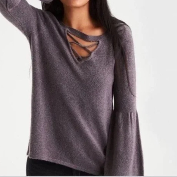 American Eagle Outfitters Sweaters - American Eagle womens small sweater Criss Cross Neckline bell sleeve Size S